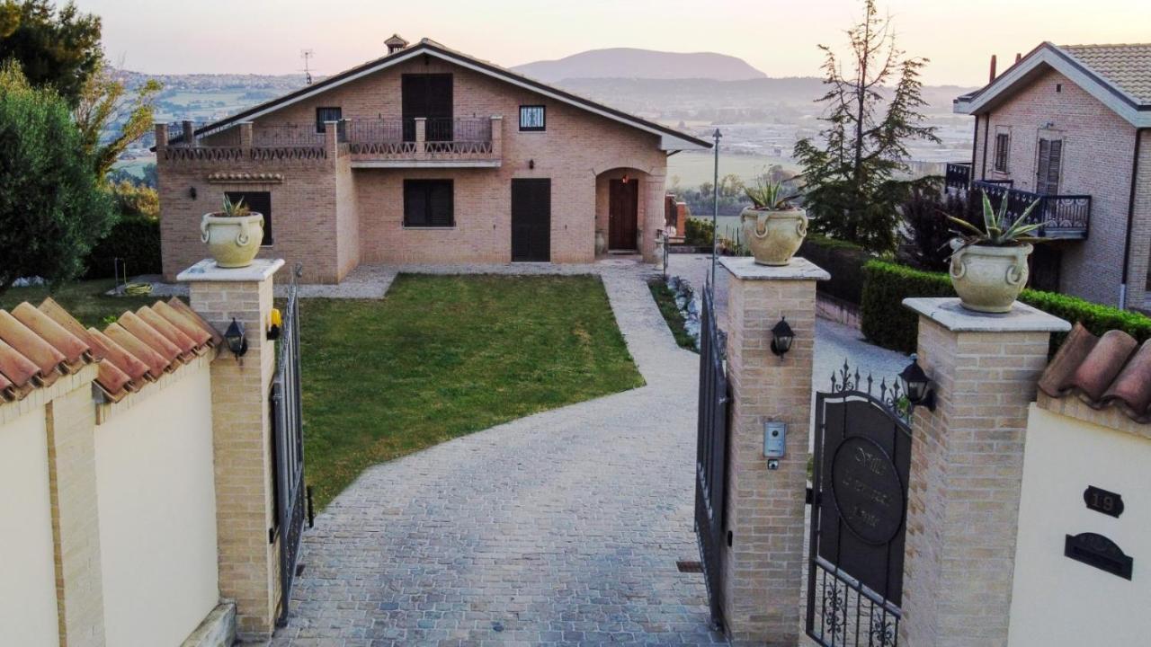Le Terrazze Lejlighed Recanati Eksteriør billede